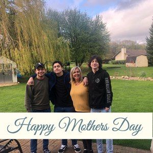 Meet your Posher, Ina